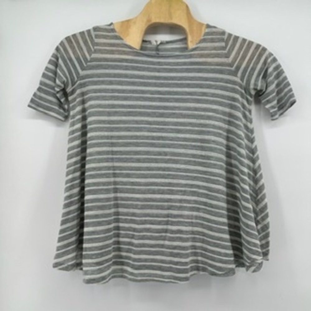 PPLA Clothing Gray & White Striped Short Sleeve Tunic Top - Women's Size M